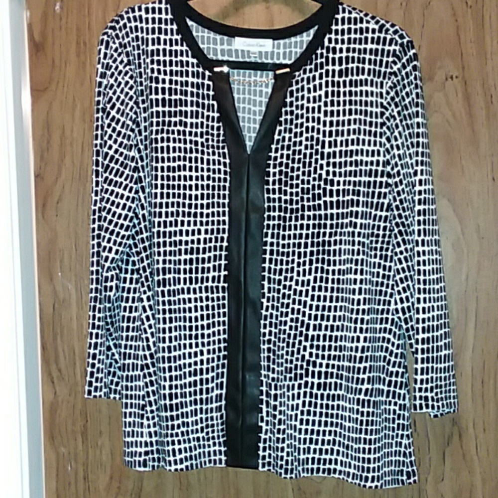 Black and white blouse